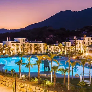 Holiday Hills Estepona